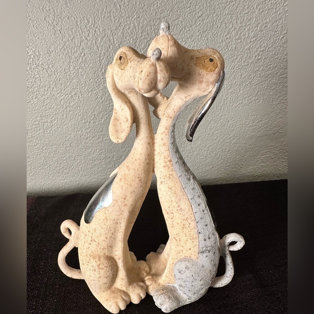 Super Cute Resin Statue Sweetheart Hounds With Silver coloured Accents